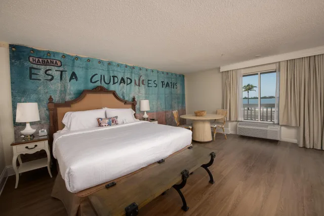 غرفة بسرير كينج لذوي الإعاقة، Havana Cabana At Key West 3/3