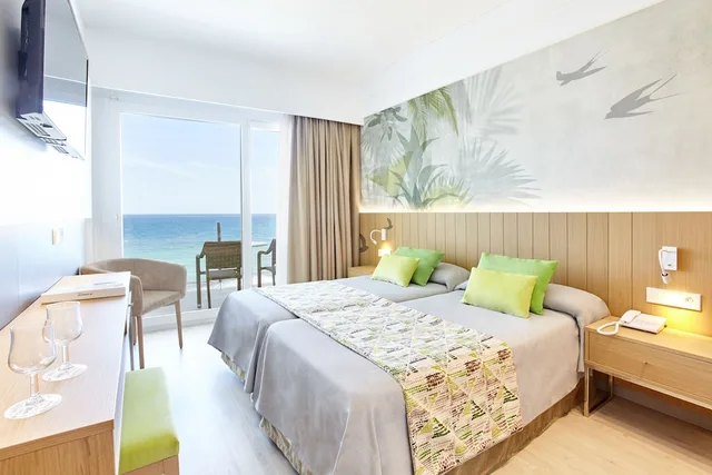 Room, Twin Beds, Sea View, Balcony, Universal Hotel Castell Royal 1/3