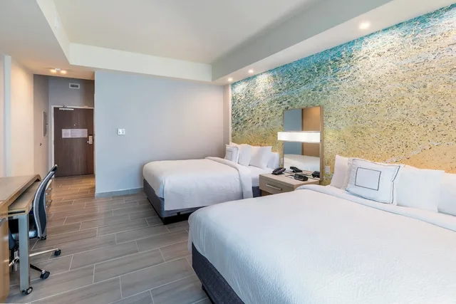 Suite, Multiple Beds, Ocean View, Balcony، Courtyard by Marriott South Padre Island 3/10