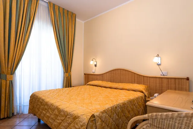 غرفة أساسية بسرير مزدوج، Hotel Ristorante Il Ceppo 1/6