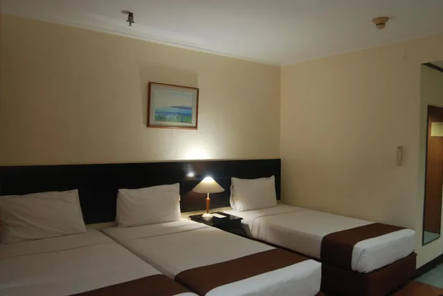 Room, Triple, Golden Peak Hotel and Suites powered by Cocotel 1/10