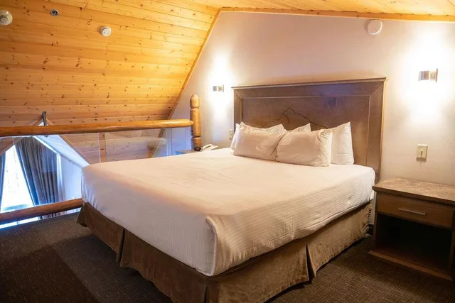 لوفت، Rundlestone Lodge Hotel 1/1