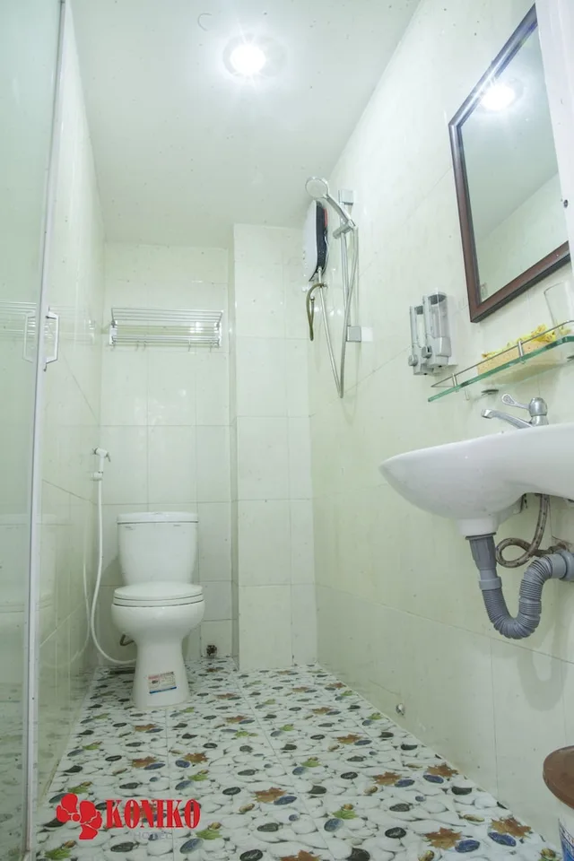 غرفة عائلية بسريرين كوين بشرفة، Koniko Hotel 2/2