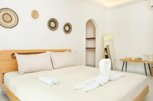 جناح بإطلالة على المسبح، Seapearl Of Alona 4/10