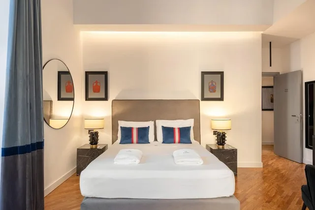 غرفة ثلاثية بشرفة، Grand Tour 4Rooms 2/3