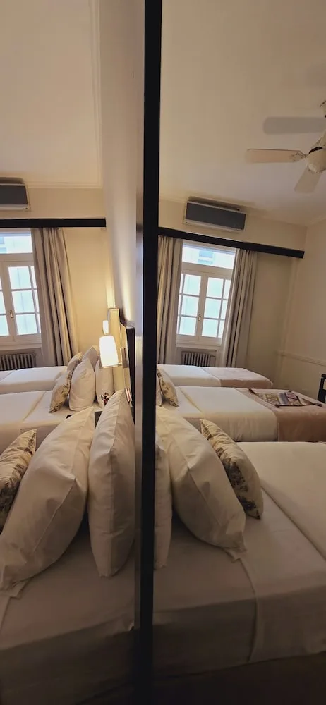 غرفة سوبيريور ثلاثية بسرير كوين وسرير فردي، ULISES RECOLETA SUITES 2/10