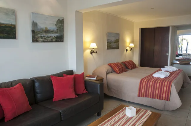 استوديو بسرير كينج، PAILAHUE LODGE & CABANAS 5/9