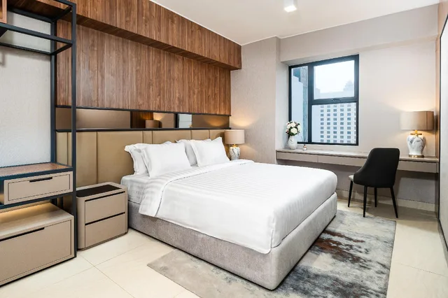 غرفة فاخرة بسرير كينج وسرير فردي بغرفتي نوم، Aryaduta Suites Semanggi 1/2