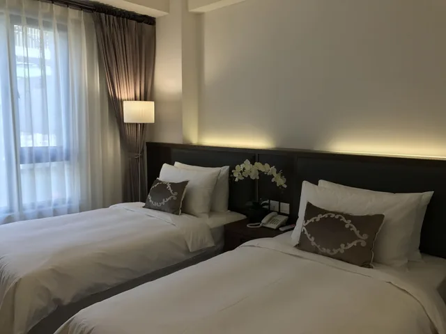 غرفة بريميوم بسريرين منفصلين، Ml Hotel 1/2