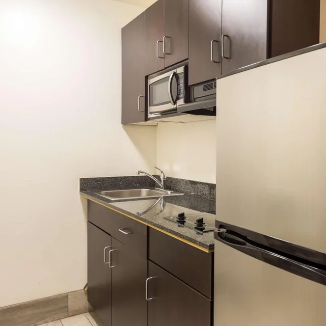 غرفة سوبيريور بسرير كينج، Motel6 Greenville, SC 10/10