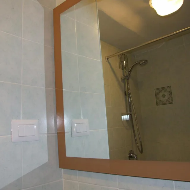 غرفة رباعية بحمام مشترك، Hotel Texas 5/5