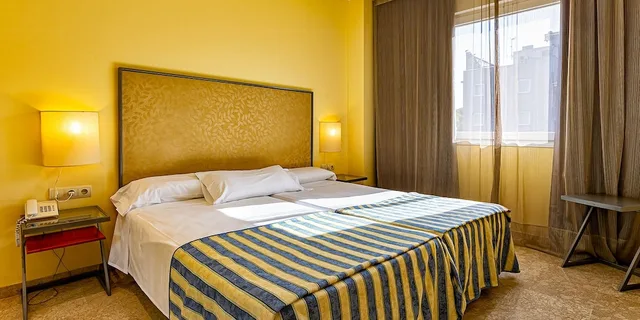شقة بثلاثة أسرّة بغرفة نوم واحدة بمطبخ، Apartamentos Vertice Sevilla Aljarafe 3/10