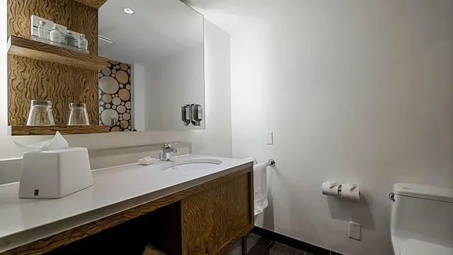 غرفة ديلوكس بسريرين كوين بإطلالة على الجبل بشرفة، Adara Hotel 1/1