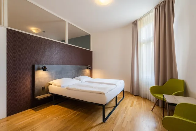 شقة سوبيريور بسريرين كوين وسريرين منفصلين مع أريكة، EA ApartHotel Melantrich 1/4