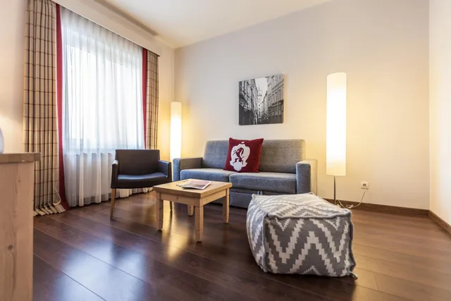 Room, Queen Bed, Hotel Villa Carlton - Adults Only 1/1