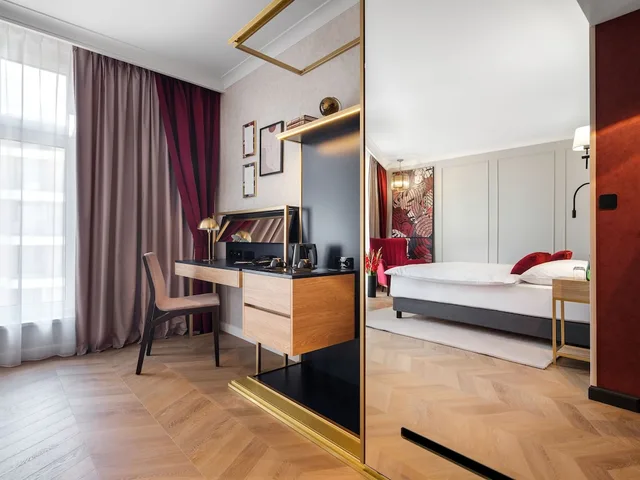 Standard, Double Bed, Hotel Golden Queen 5/10