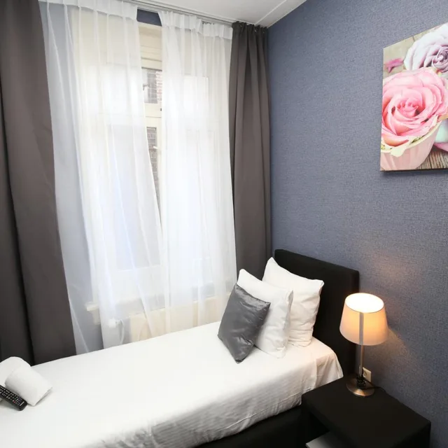 غرفة اقتصادية مفردة بحمام مشترك، Hotel Flipper 2/6