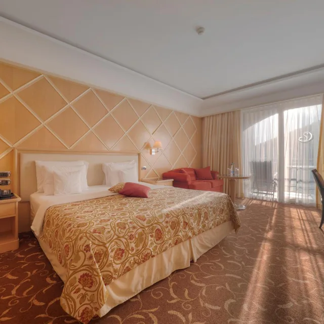 غرفة سوبيريور بسرير كينج بإطلالة على الجبل، Splendid Conference Spa Resort 2/10