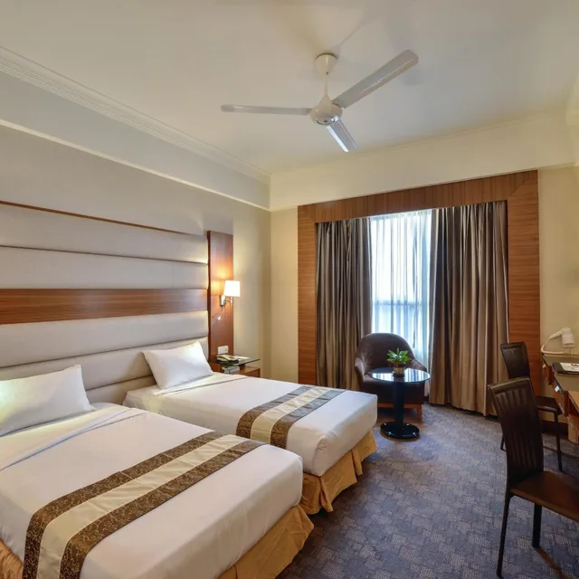 غرفة ديلوكس بسرير مزدوج أو سريرين منفصلين، Pearl View Hotel 2/7