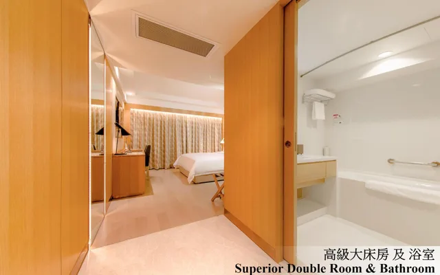 غرفة سوبيريور بسرير كوين، Royal Dragon Hotel 9/10