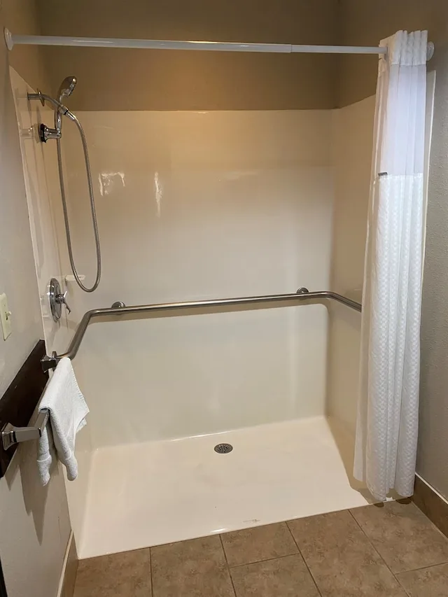 جناح استوديو بسرير كينج، Baymont By Wyndham La Crosse/Onalaska 10/10