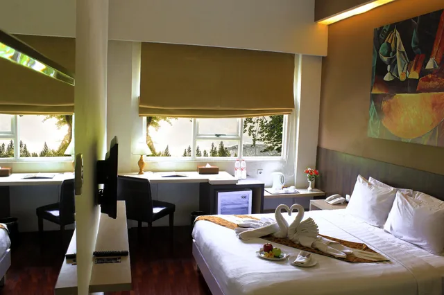 غرفة ديلوكس بسرير كينج، Kyriad Hotel Arra Cepu 2/3