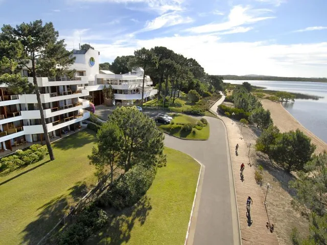 غرفة، Hotel del Lago Golf and Art Resort 1/1