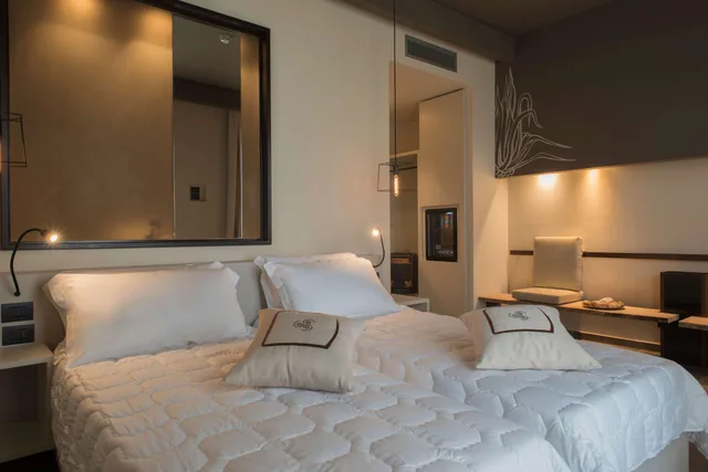 غرفة سوبيريور بسرير مزدوج بإطلالة على البحر، Best Western Plus Hotel Terre di Eolo 1/5