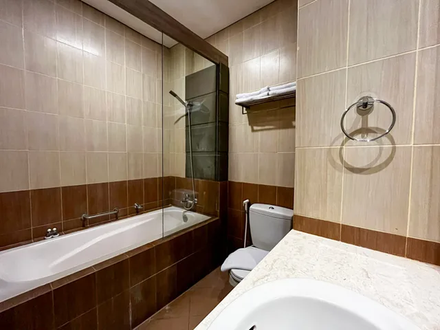 غرفة تنفيذية بسريرين منفصلين، Hotel Gran Surya 3/4