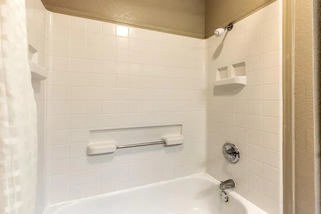 غرفة قياسية بسرير كينج للمدخنين، Americas Best Value Inn Temple Killeen 9/9