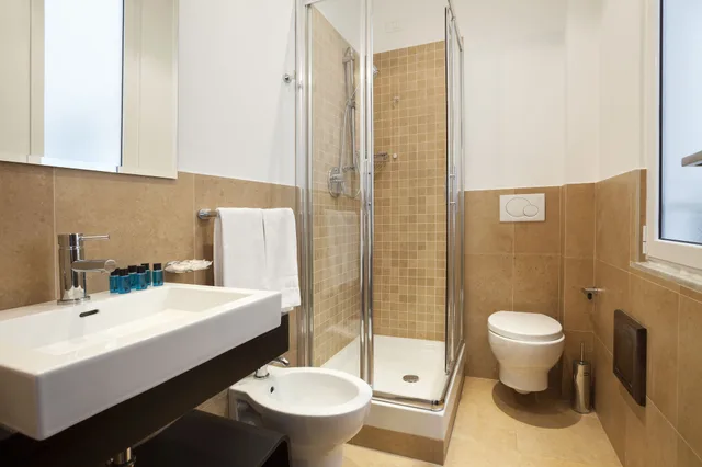 شقة سوبيريور بسرير مزدوج بإطلالة على المدينة بشرفة بغرفة نوم واحدة مع أريكة، Residence Trianon Borgo Pio 4/5
