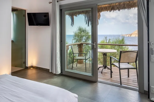 غرفة سوبيريور بسرير مزدوج أو سريرين منفصلين بإطلالة على البحر، Smy Mykonos Suites Villas 5/8