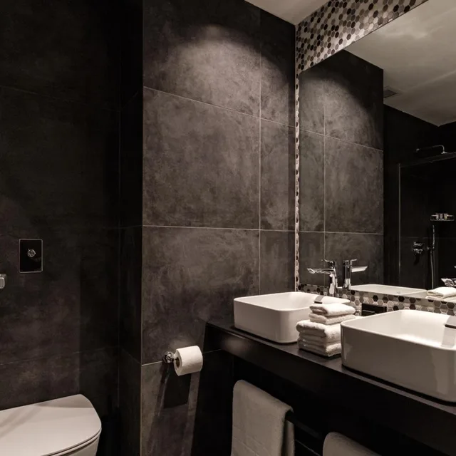 جناح بسرير كينج بشرفة، BE HOTEL 3/4
