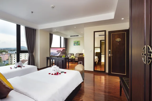 Premier, Studio, Suite, Twin Beds, Thanh Lich Royal Boutique Hotel 8/10