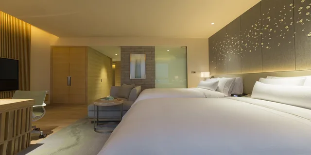 غرفة تنفيذية بسريرين منفصلين، The Westin Chongqing Liberation Square 4/7