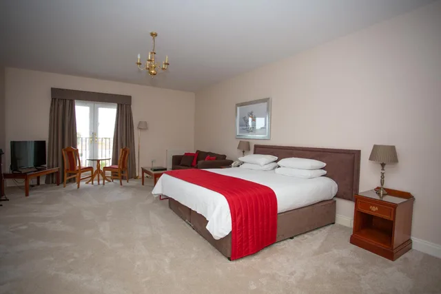 Deluxe, Double Bed, The Links Country Park Hotel 1/9