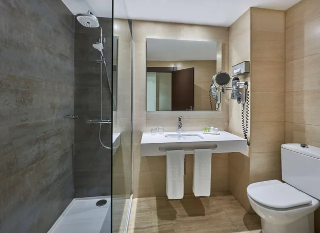 غرفة بسرير مزدوج بإطلالة، Nh Imperial Playa 5/6