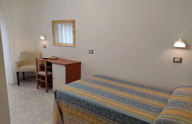 1 Bedroom, Comfort, Single, Double Bed, Hotel Kristalex 3/5