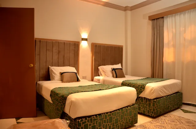 Family Two Bedroom، Dive Inn Resort 1/4