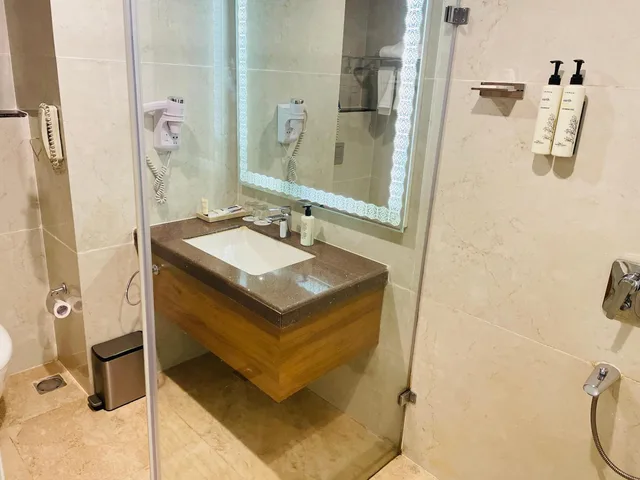 Room, Double Bed, Pool View, Balcony, Sobit Sarovar Portico Goa 9/10