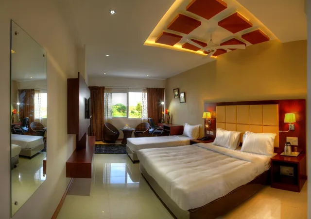 غرفة سوبيريور ثلاثية، Rajmahal Inn 1/2