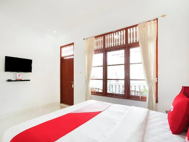 Indonesia Suite Double، OYO 4003 Ceria Guesthouse Seminyak 1/2
