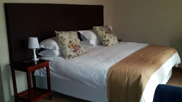 كوخ فاخر، Lanseria Country Estate 8/10