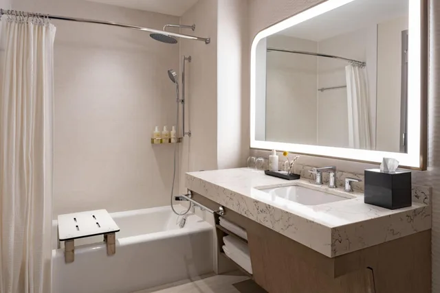 غرفة بسريرين كوين بإطلالة على الشاطئ، JW Marriott Clearwater Beach Resort & Spa 4/10