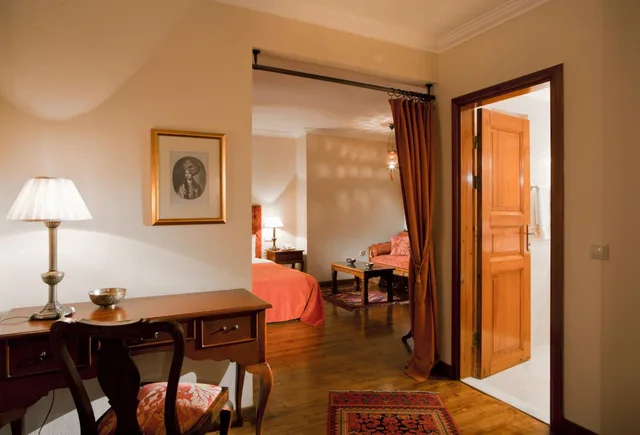 Room, Triple, 1 Queen and 1 Single Bed, Hotel Sari Konak 3/4