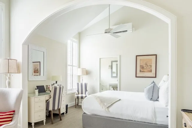 جناح بسرير كينج، Briar Barn Inn 4/10