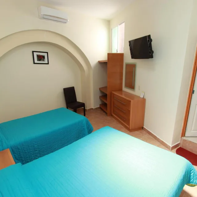 غرفة ثلاثية، Hotel Santa Rita 4/7