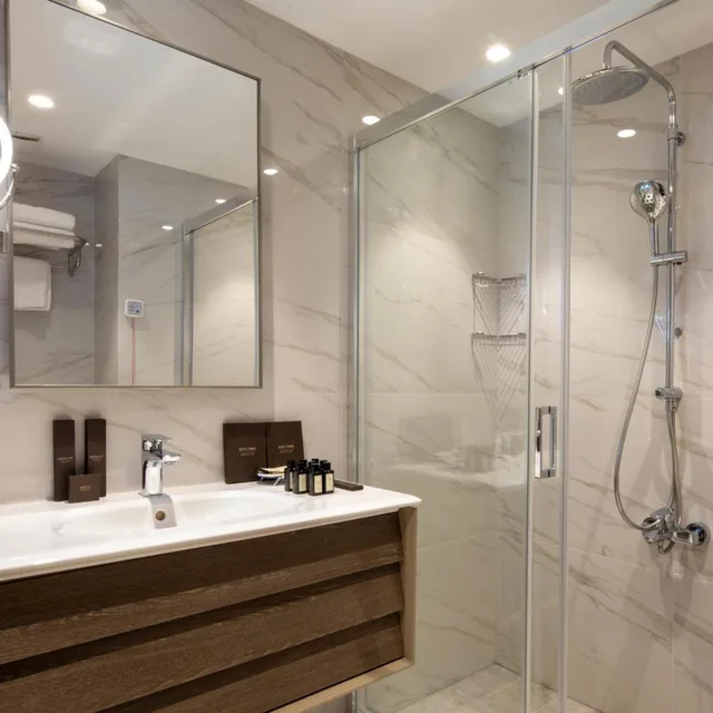Superior, Double Bed, Mula Hotel 5/5
