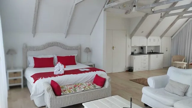 Sky, Comfort, Penthouse, King Bed، Whales Way Ocean Retreat 3/5