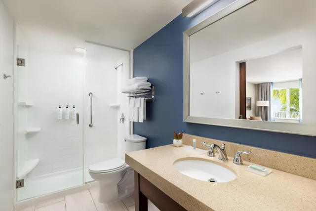 Deluxe, Studio, King Bed, Sofa, Fairfield Inn Suites Key West At the Keys Collection 4/6